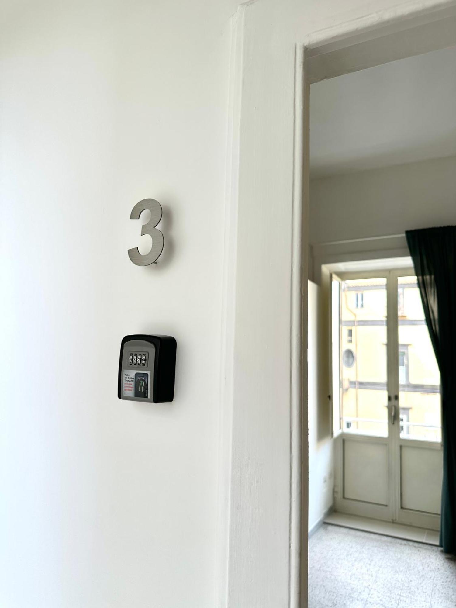 Residenza Caracciolo Hotel Naples Luaran gambar