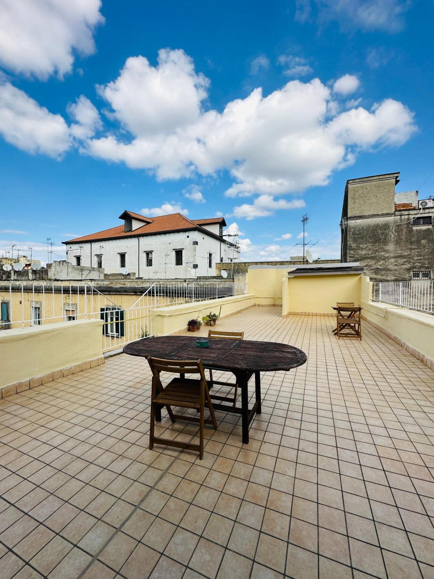Residenza Caracciolo Hotel Naples Luaran gambar